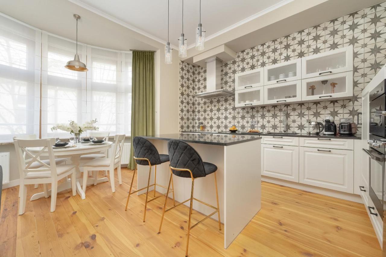 Aesthetic One Bedroom Apartment In Wroclaw By Noclegi Renters Exterior photo