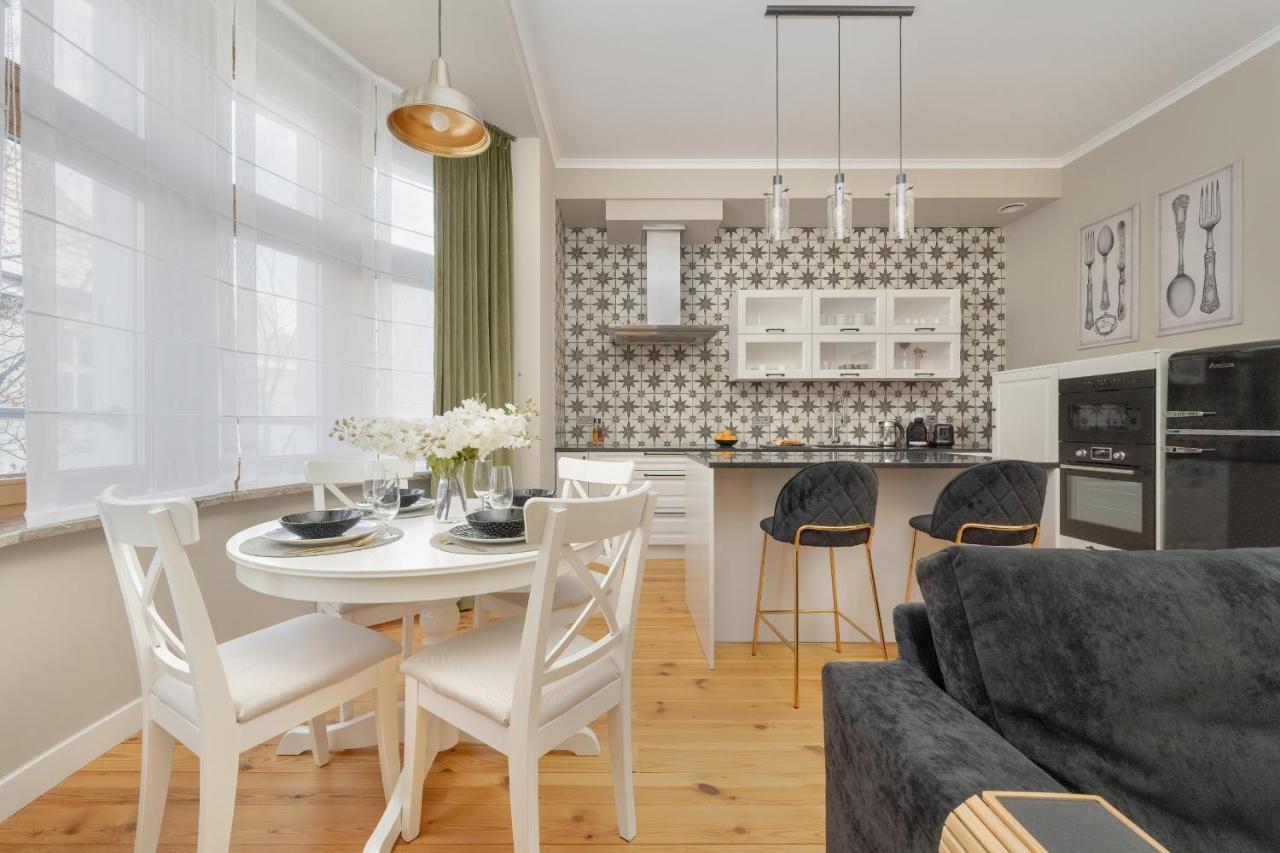 Aesthetic One Bedroom Apartment In Wroclaw By Noclegi Renters Exterior photo